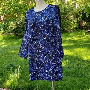 Banana Republic Soft Dress with Sleeve Detai sz 10